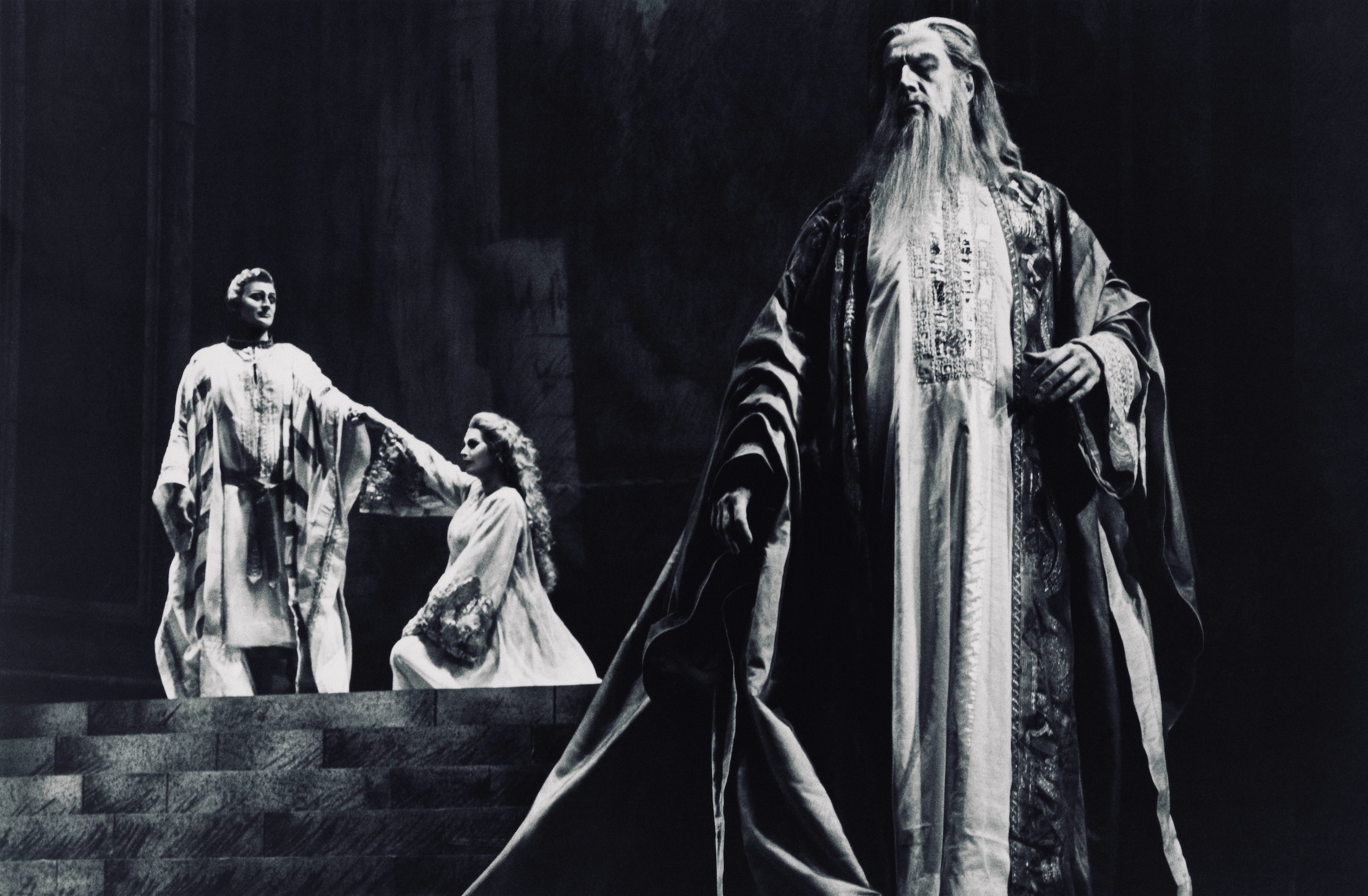 L'AMORE DEI TRE RE (Montemezzi) Photo-Baritone Ryan Edwards as Manfredo, Soprano Carol Neblett as Fiora, Bass Jerome Hines as Archibaldo