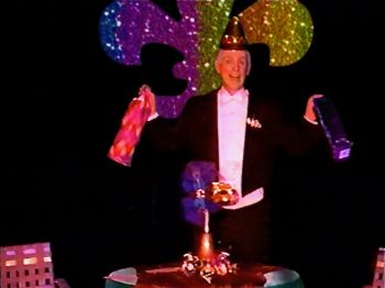 CHARLEY’S AUNT (Thomas) Photo-Larry Nelson as Brassett-Marquee Theatre Company 1